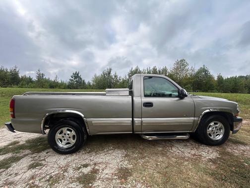 2001 Chevrolet Silverado 1500 LS