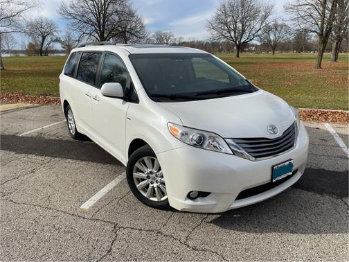 2017 Toyota Sienna XLE Premium