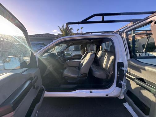 White 2017 Ford F-150 XL