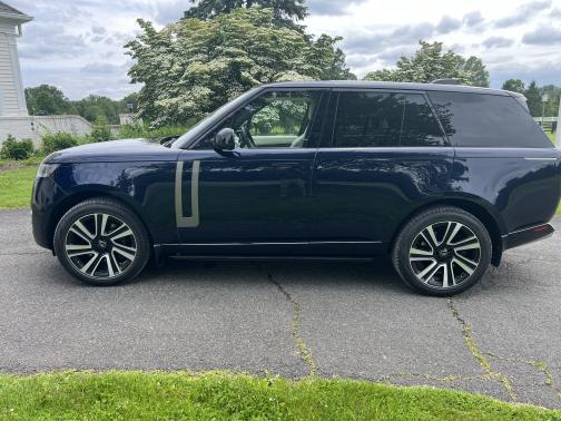 2023 Land Rover Range Rover P530 SE SWB