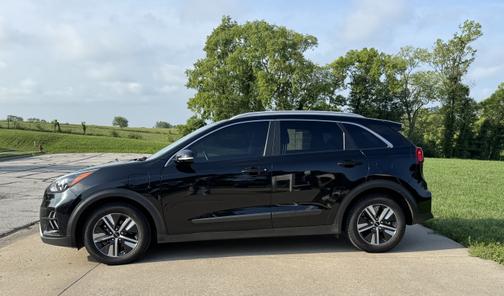 2022 Kia Niro Plug-In Hybrid EX Premium