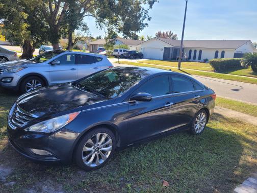 2013 Hyundai SONATA SE