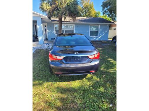 2013 Hyundai SONATA SE