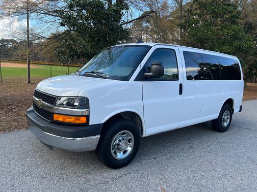 2016 Chevrolet Express 2500 LT