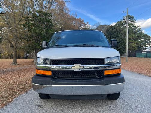 2016 Chevrolet Express 2500 LT