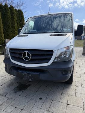 2018 Mercedes-Benz Sprinter 2500 Standard Roof