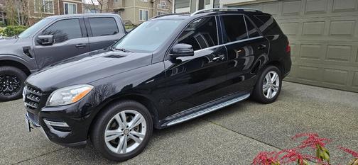 Black 2015 Mercedes-Benz M-Class ML 350 4MATIC