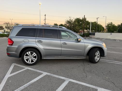 Silver 2012 Mercedes-Benz GL-Class GL 450 4MATIC