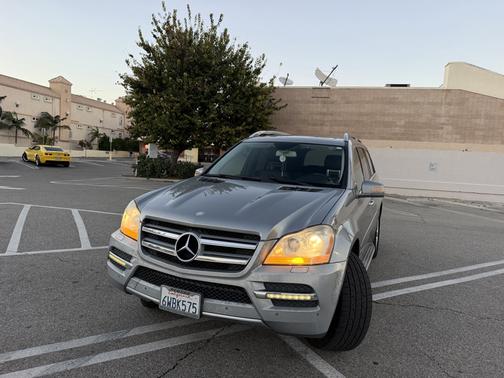 Silver 2012 Mercedes-Benz GL-Class GL 450 4MATIC