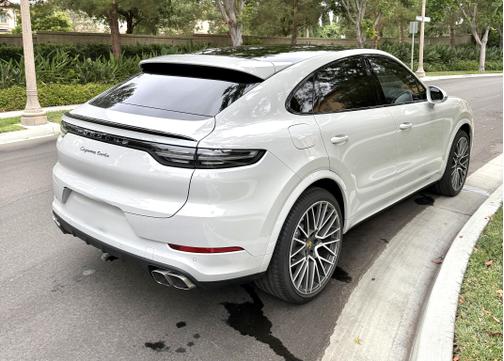 2022 Porsche Cayenne Cayenne Turbo Coupe
