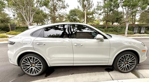 2022 Porsche Cayenne Cayenne Turbo Coupe