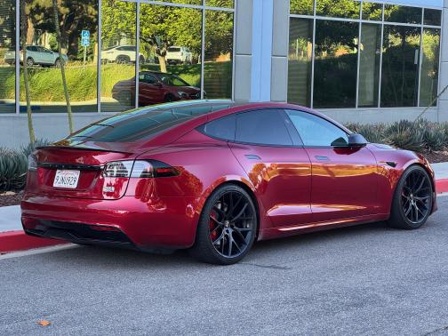 2024 Tesla Model S Plaid