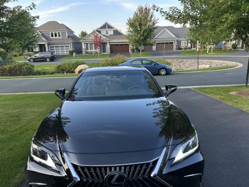 2022 Lexus ES 350 Base