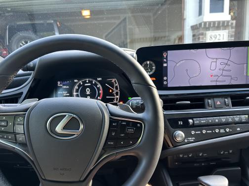 2022 Lexus ES 350 Base