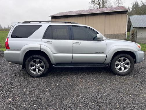 Silver 2006 Toyota 4Runner Limited