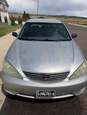 Silver 2005 Toyota Camry LE