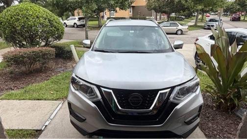 Silver 2018 Nissan Rogue SV