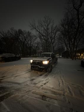 Black 2021 Toyota Tacoma SR5