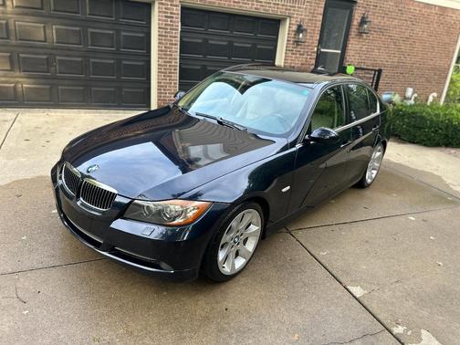 Blue 2006 BMW 330 i
