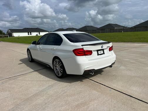 White 2017 BMW 340 i