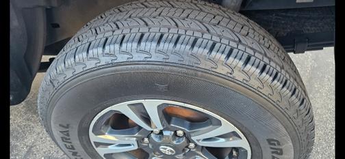 2016 Toyota Tacoma TRD Sport