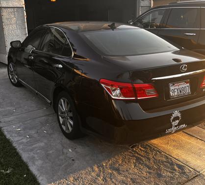 Black 2011 Lexus ES 350 Base
