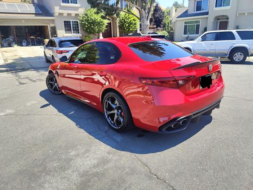 2018 Alfa Romeo Giulia Quadrifoglio