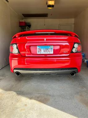 Red 2006 Pontiac GTO Base