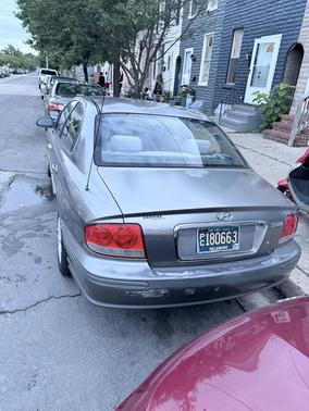 Gray 2004 Hyundai SONATA Base