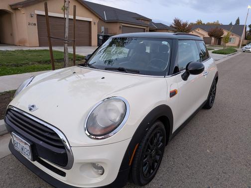2016 MINI Hardtop Cooper