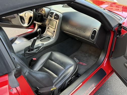 2006 Chevrolet Corvette Base