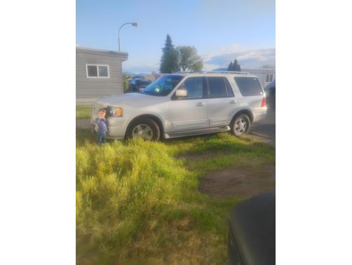 White 2006 Ford Expedition Limited