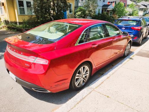 2014 Lincoln MKZ Hybrid Base