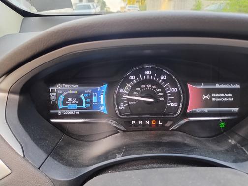 2014 Lincoln MKZ Hybrid Base