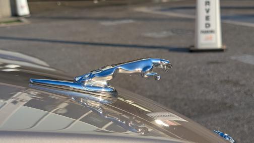 2005 Jaguar XJ8 Base