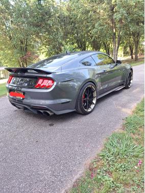 2022 Ford Shelby GT500 Base