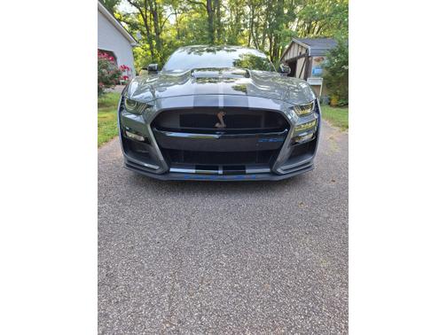 2022 Ford Shelby GT500 Base