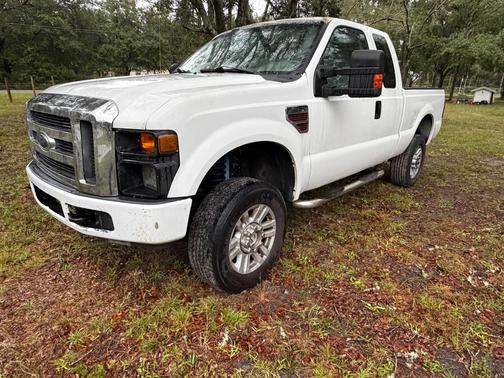White 2008 Ford F-250 FX4 SuperCab Super Duty