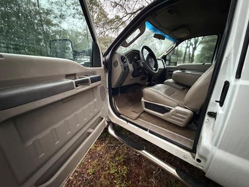 White 2008 Ford F-250 FX4 SuperCab Super Duty