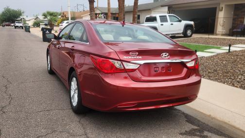 2013 Hyundai SONATA GLS