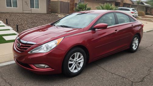 2013 Hyundai SONATA GLS