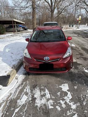 2014 Toyota Prius v Two