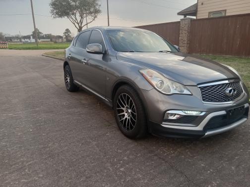 2017 INFINITI QX50 Base