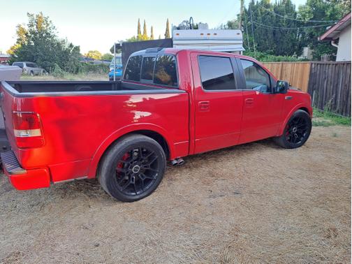 2006 Ford F-150 XLT SuperCrew