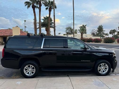 Black 2019 Chevrolet Suburban LT