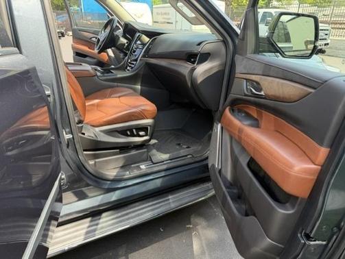 Blue 2020 Cadillac Escalade Luxury