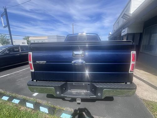 Blue 2013 Ford F-150 XLT