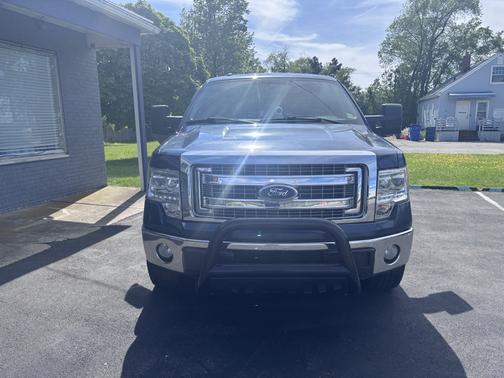Blue 2013 Ford F-150 XLT