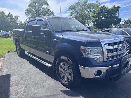 Blue 2013 Ford F-150 XLT