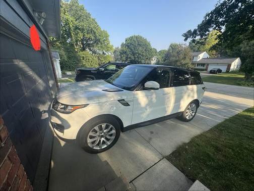 White 2015 Land Rover Range Rover Sport Supercharged HSE